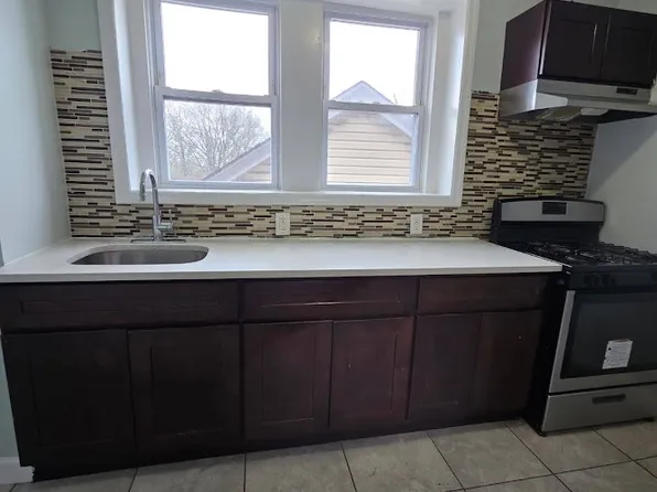 132 N Grove St #11A, East Orange, NJ 07017