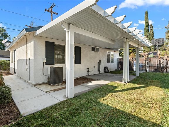 5th image of 5157 Magnolia Ave