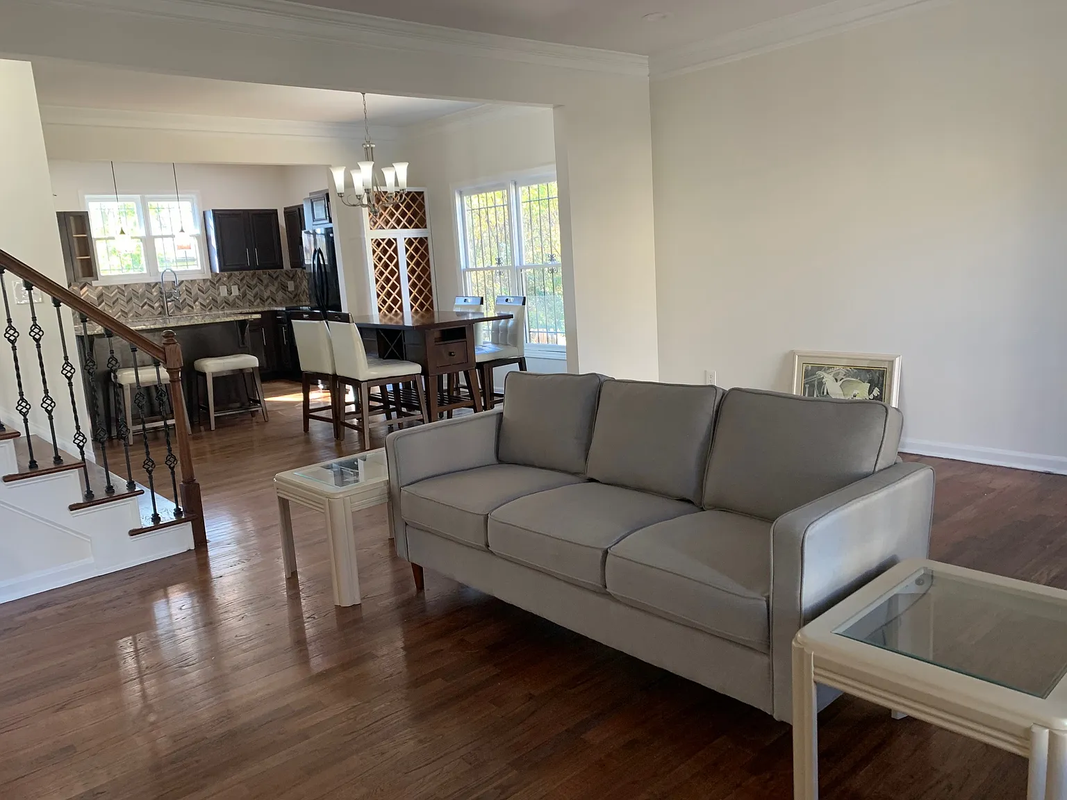 896 Pelham St NW — Photo 2