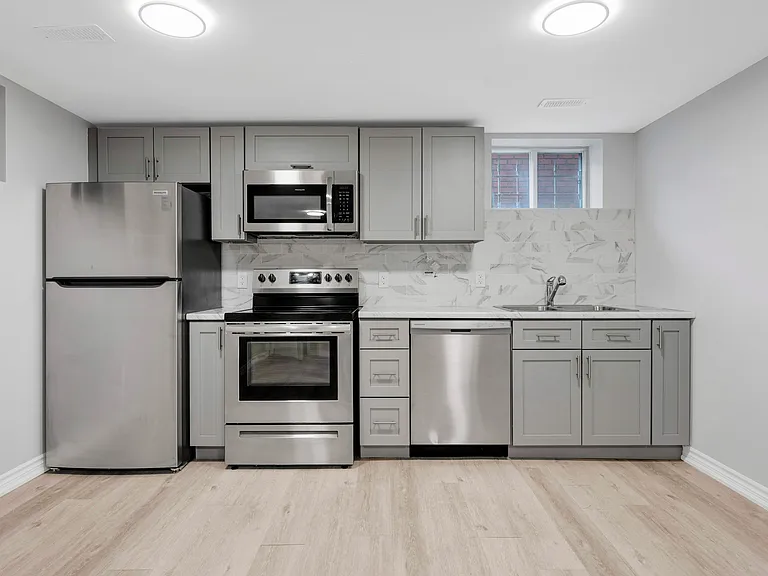 151 Dauphin Ave #2 — Photo 13