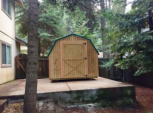 6235 Bucktail Ln, Pollock Pines, CA 95726