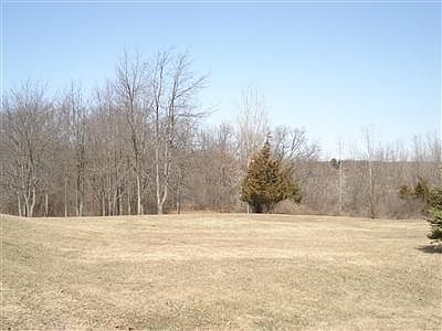 1st image of Pondbrooke Dr