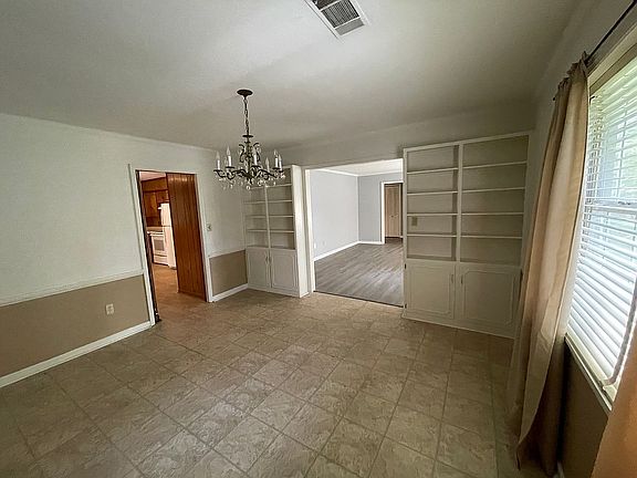 2nd image of 404 N Alexander Ave
