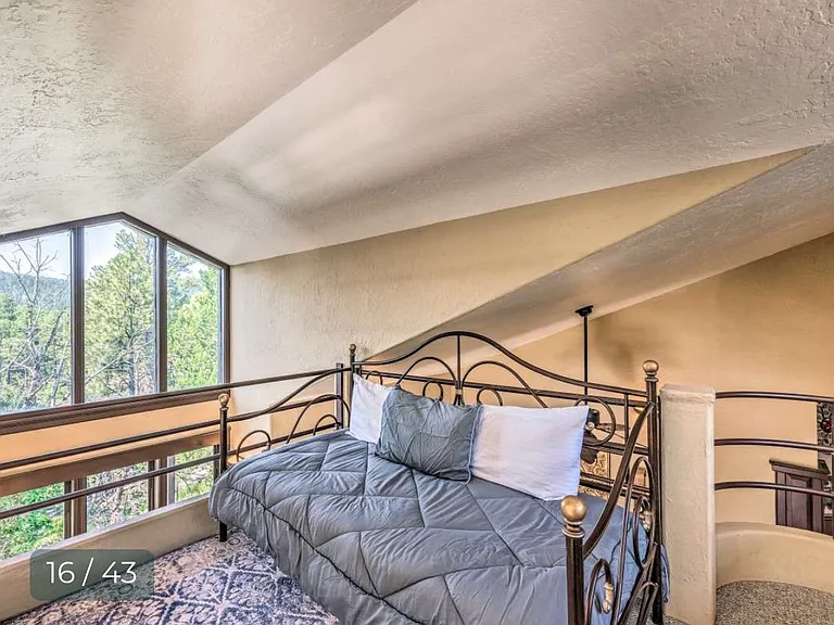 215 Maple Dr #NA — Photo 7