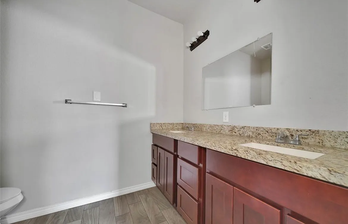 1 bed, 500 sqft, $550 — Photo 3