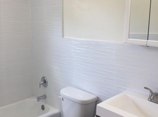 3 Sutton Dr APT A10, Matawan, NJ 07747