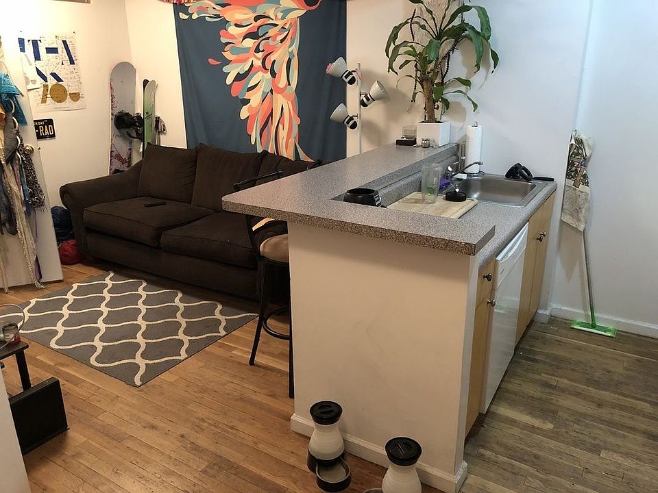 1st image of 725 E 9th St #5G