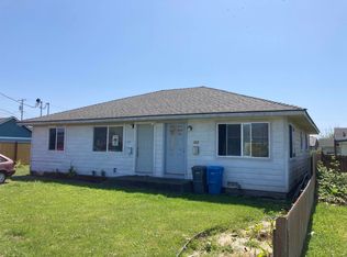 164 9th St, Crescent City, CA 95531
