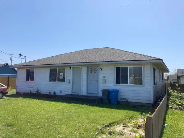 164 9th St, Crescent City, CA 95531