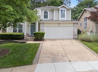 270 Cove Landing Dr, Grover, MO