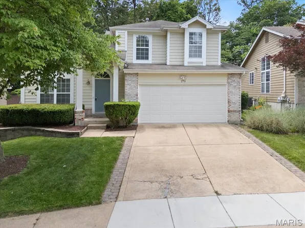 270 Cove Landing Dr, Grover, MO 63040
