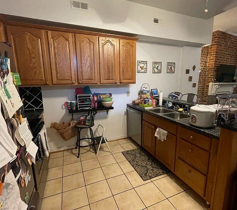 1st image of 612 N 21st St
