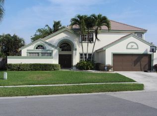 5681 Descartes Cir, Boynton Beach, FL 33472