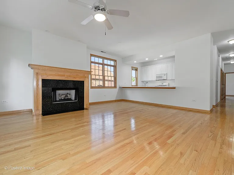 2336 W Palmer St #2 — Photo 5