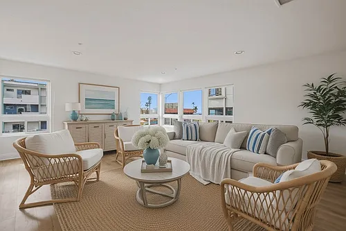 Floor plan 702-2 Turquoise Street