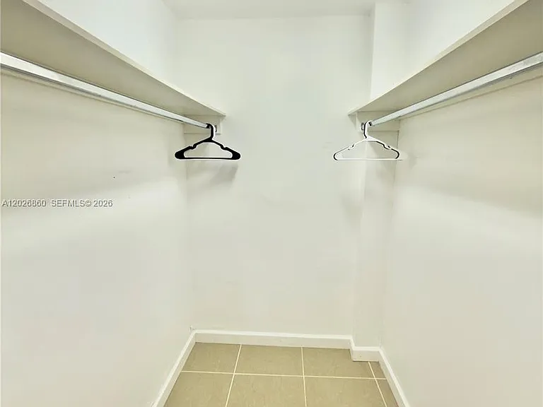 1043 94th St #4 — Photo 17