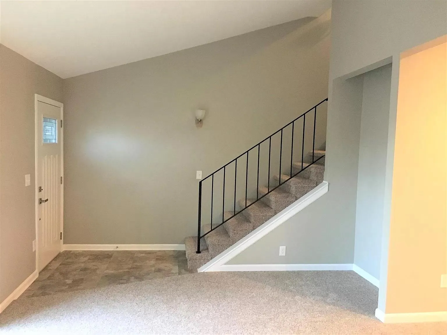 2 bed, 1.5 bath, 1275 sqft, $2,350 — Photo 3