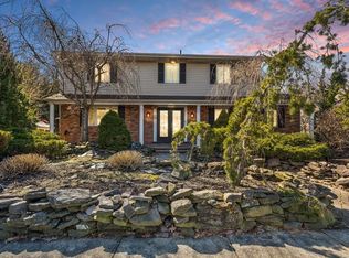 3068 Wynsum Ave, Merrick, NY 11566