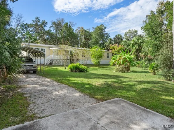 11086 W Bareto Ln, Homosassa, FL 34448