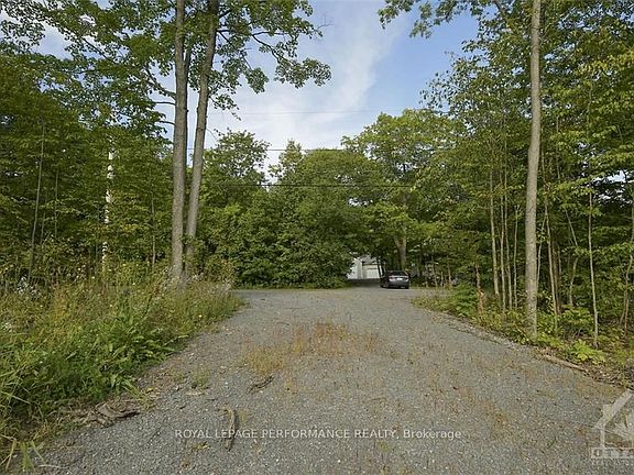5th image of 1310 Cumberland Ridge Dr