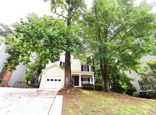 1359 Oakengate Dr, Stone Mountain, GA 30083