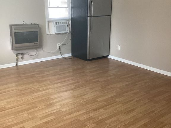 3rd image of 312 Lincoln Ave