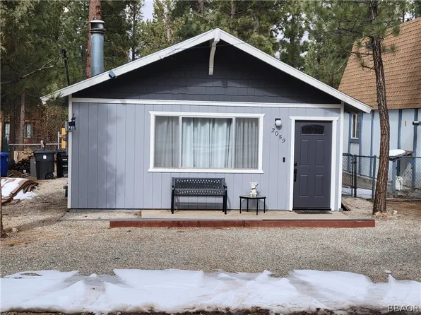 2059 8th Ln, Big Bear City, CA 92314