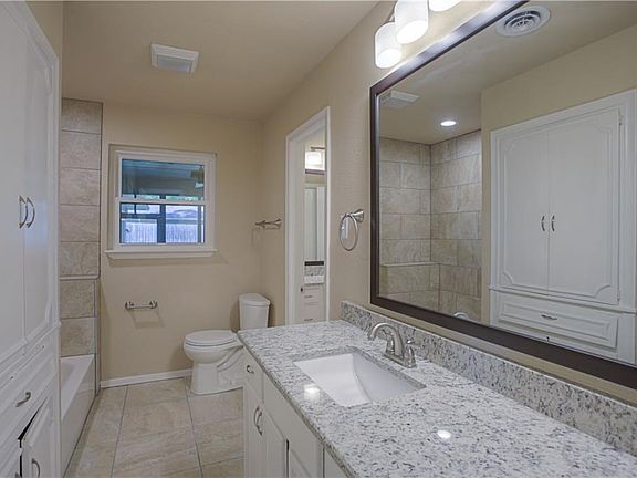4th image of 1226 Cherrywood Dr