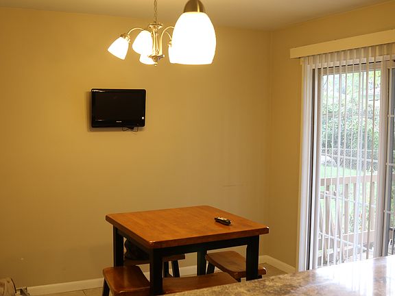 3rd image of 955 W 72nd Ave
