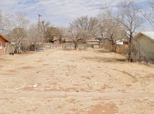 2915 E Baylor St, Lubbock, TX 79403