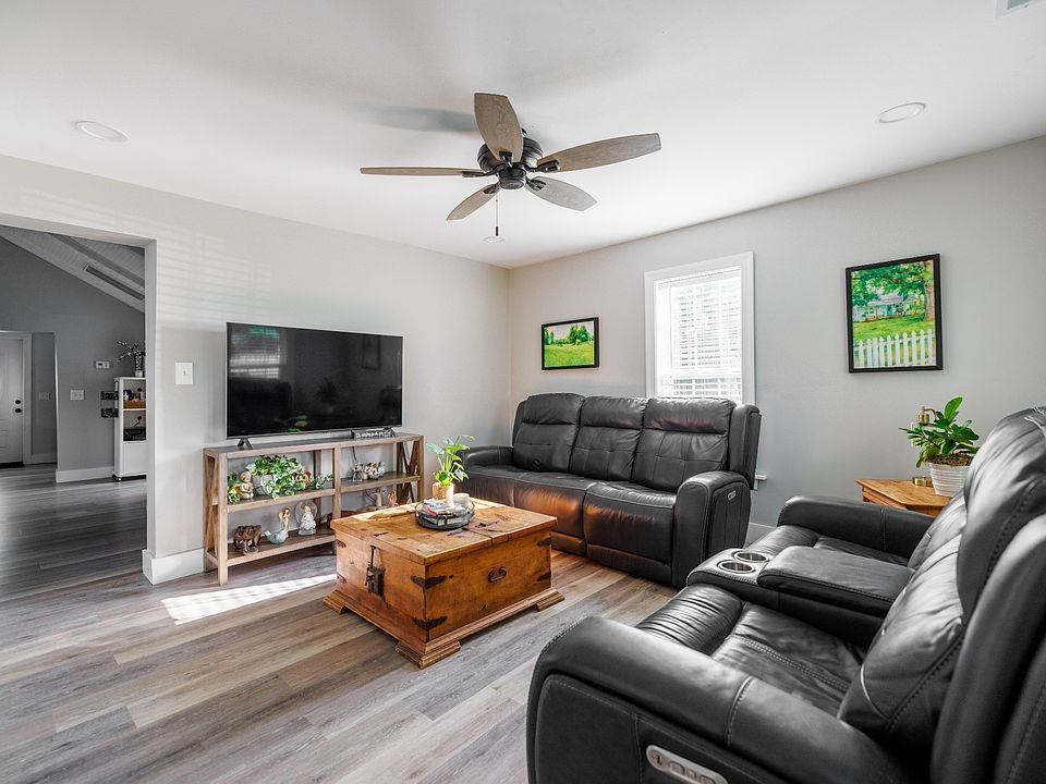 19th image of 7365 Coldwater Rd