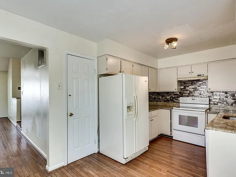 12224 Dapple Gray Ct — Photo 14