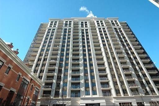 1st image of 1322 S Prairie Ave Unit 1709