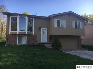 5120 Vernon Ave, Omaha, NE 68104