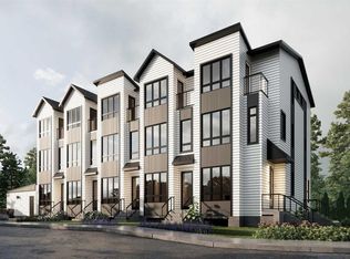 3550 W 45th St SW #108, Calgary, AB T3E3V2