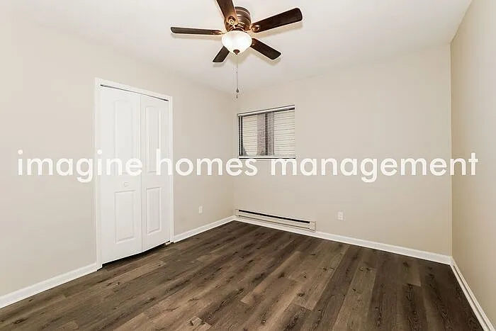 17648 Drake Rd — Photo 9