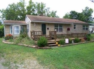1418 Garrett St, West Plains, MO 65775
