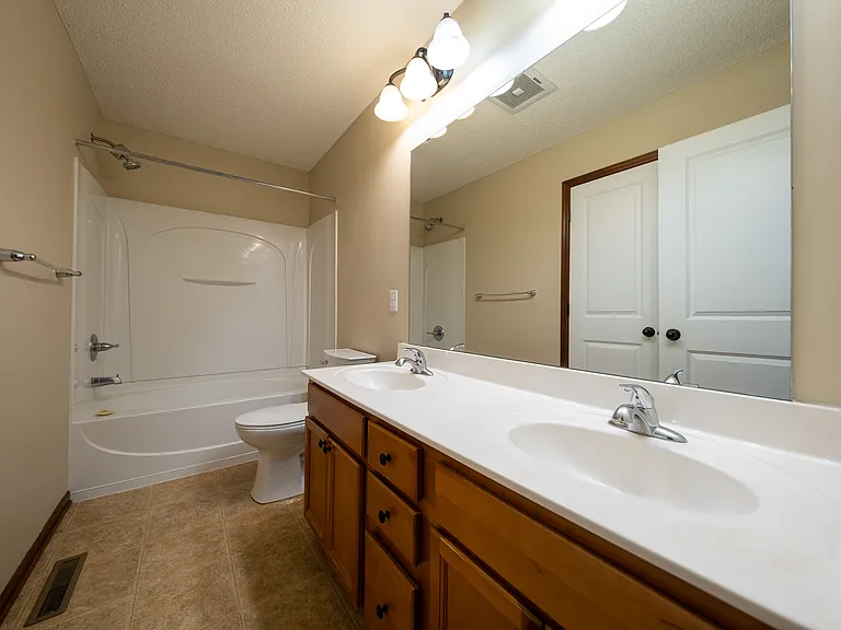 16549 Dodd Ln — Photo 29