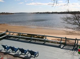 25 Oak St, Wareham, MA 02571