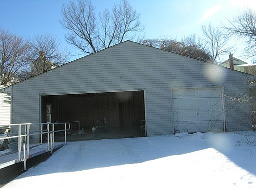 2nd image of 1246 Rosemont Ave