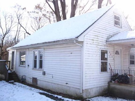 4th image of 2845 Wyoming St