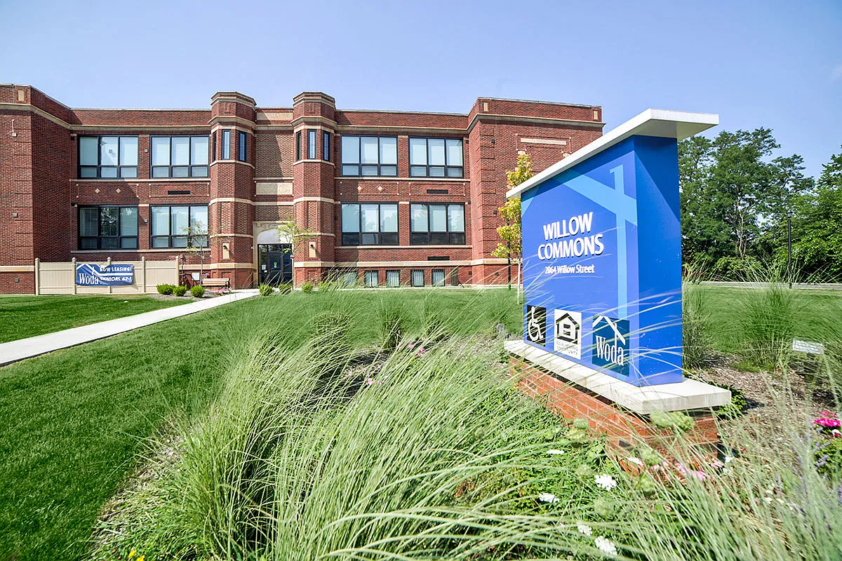 Site sign - Willow Commons Apartments