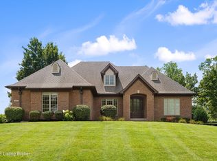 3061 Fallen Wood Ln, La Grange, KY 40031