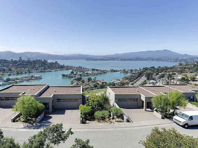 Vista Belvedere — Photo 1