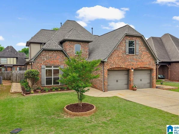 466 Heathersage Rd, Maylene, AL 35114