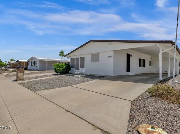 2241 N NICKLAUS Drive, Mesa, AZ 85215