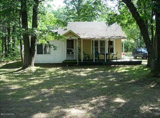 47 Moss Rd, Wellston, MI 49689