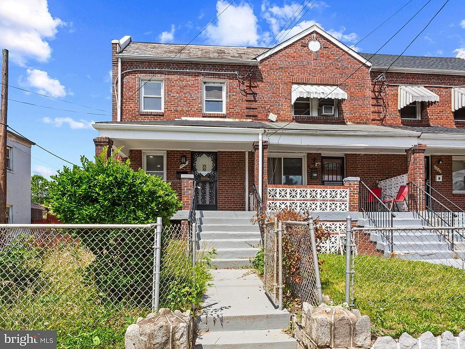 1st image of 3647 Horner Pl SE