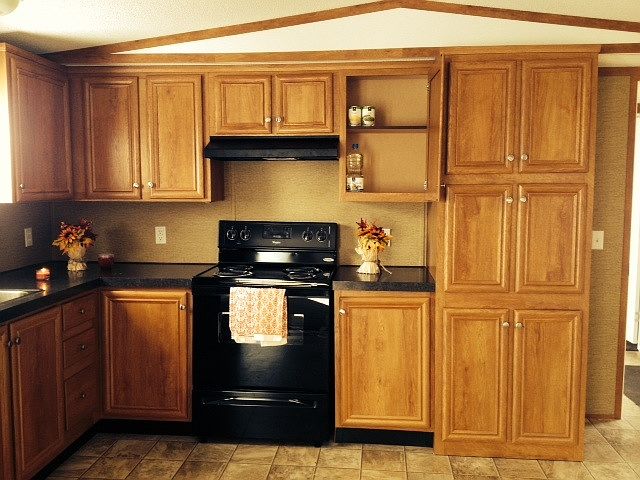 1st image of 31 Lilac Ln