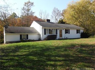 22 Trail Mart Dr, Uncasville, CT 06382